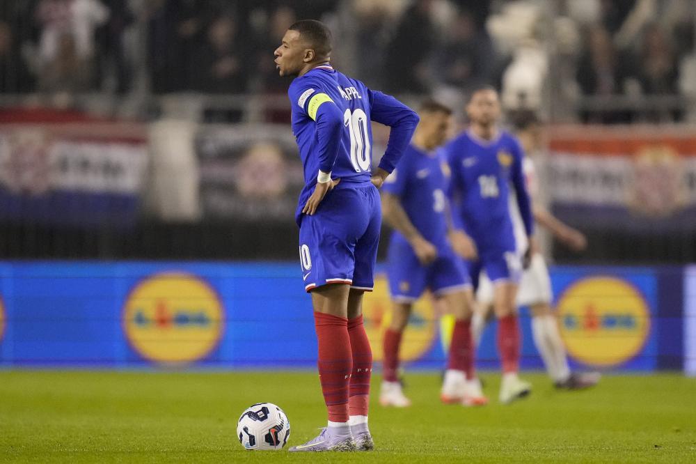 在本赛季初 在本赛季初